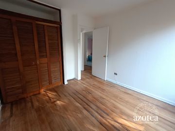Casa en venta en LA REINA