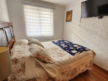 HERMOSA CASA EN MAIPU ACCESO A AUTOPISTAS