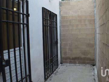 Casa en Residencial Fuentes del Conquistador 4 recamaras 2 1/2 banos, seguridad, jardines