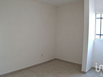 Casa en Residencial Fuentes del Conquistador 4 recamaras 2 1/2 banos, seguridad, jardines
