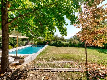 Piedra Roja, Casa remodelada, en Exclusivo Condominio Con Cancha de Golf