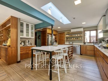 Piedra Roja, Casa remodelada, en Exclusivo Condominio Con Cancha de Golf