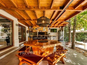 Piedra Roja, Casa remodelada, en Exclusivo Condominio Con Cancha de Golf