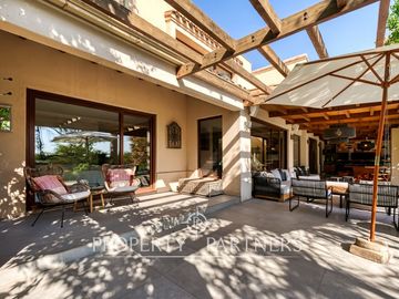 Piedra Roja, Casa remodelada, en Exclusivo Condominio Con Cancha de Golf