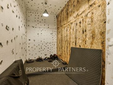 Lindo departamento en primer piso con gran terraza
