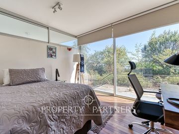Lindo departamento en primer piso con gran terraza
