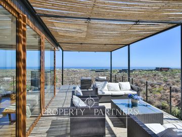 Casa de Ensueño con Vista Despejada al Mar en Exclusivo Condominio Agua Dulce, Huentelauquén