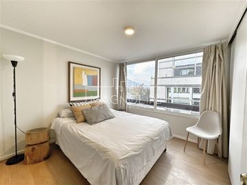 Departamento en Venta en Av Vitacura & Av. Luis Pasteur