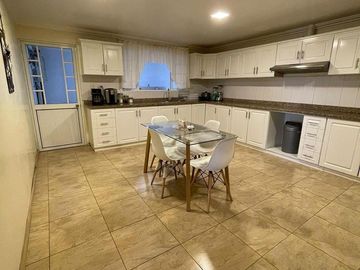 HERMOSA CASA EN VENTA, SECTOR CEBOLLAR