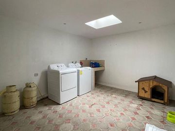 HERMOSA CASA EN VENTA, SECTOR CEBOLLAR