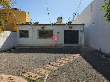 CASA EN VENTA EN COL. DEL VALLE. CD. OBREGÓN, SONORA