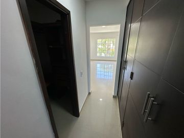 CASA DE CONJUNTO EN ARRIENDO O VENTA EN LA CASTELLANA