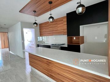 Casa en venta fracc Alejandrinas