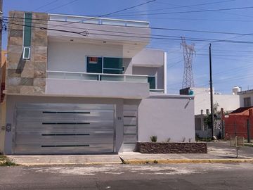 CASA FRACC LAGUNA REAL VERACRUZ