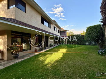 CASA AV. DE LAS FUENTES EN VENTA