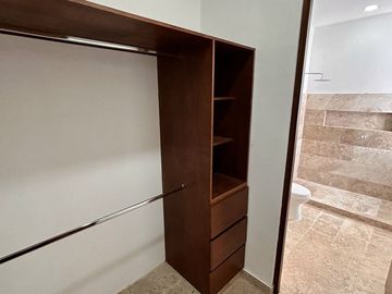 Casa en privada con amenidades cerca del Country Club