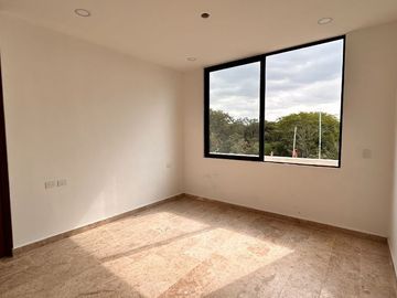 Casa en privada con amenidades cerca del Country Club