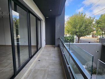 Venta Departamento 2 Ambientes Balcón al Frente Haedo
