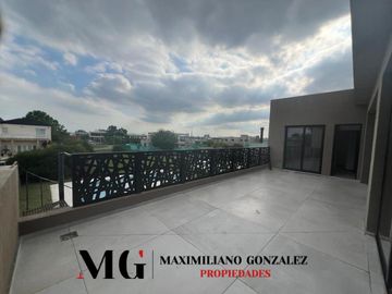 Casa en venta, 10 ambientes - Terralagos, Canning.
