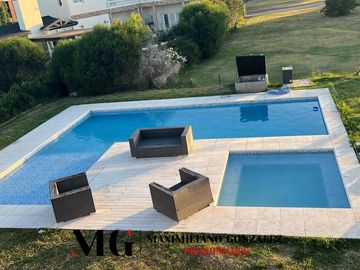 Casa en venta, 10 ambientes - Terralagos, Canning.