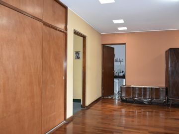 Vendo Casa Excelente Ubicacion - Las Artes Norte - San Borja