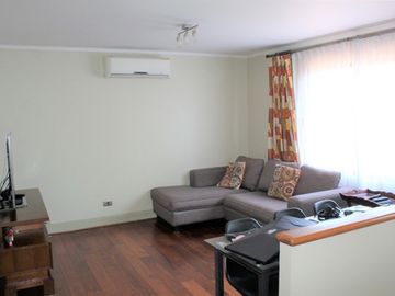 PRECIOSA CASA EN VENTA 5 DORM PIEDRA ROJA CHICUREO COLINA