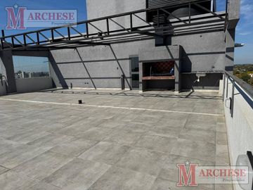 Departamento 2 amb a estrenar en el centro de Ituzaingó N