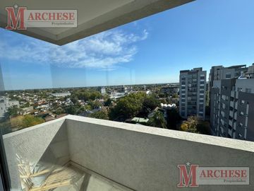 Departamento 2 amb a estrenar en el centro de Ituzaingó N