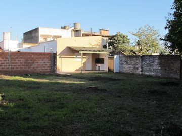 Importante Inversion sobra tuya 25 con 2 casas