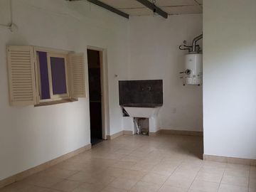 Importante Inversion sobra tuya 25 con 2 casas