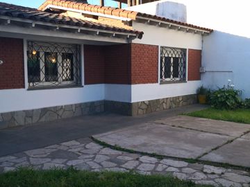 Importante Inversion sobra tuya 25 con 2 casas