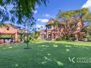 Casa en Venta en Lomas de San Isidro