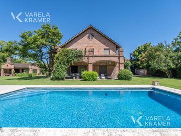 Casa en Venta en Lomas de San Isidro