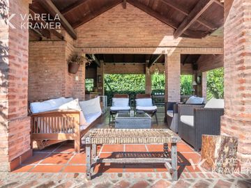 Casa en Venta en Lomas de San Isidro