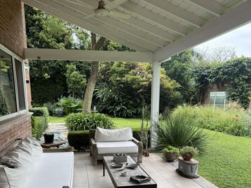 Excelente Casa - Las Lomas de San Isidro