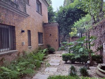 Excelente Casa - Las Lomas de San Isidro