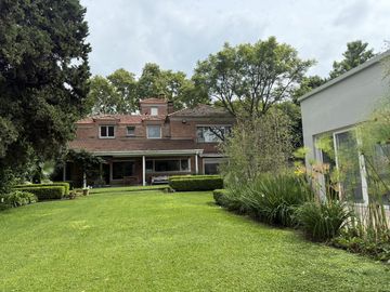 Excelente Casa - Las Lomas de San Isidro
