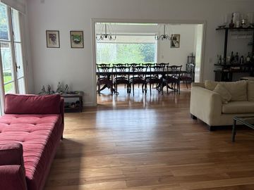 Excelente Casa - Las Lomas de San Isidro