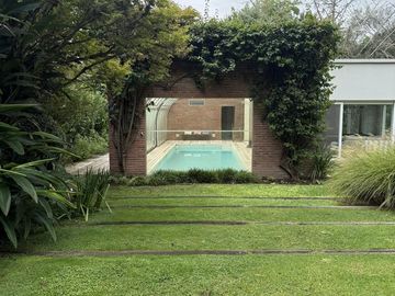Excelente Casa - Las Lomas de San Isidro