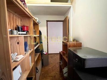 Tres ambientes con amplio balcón en Recoleta