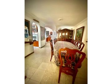 Casa/lote en Laureles.