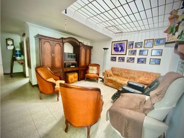 Casa/lote en Laureles.