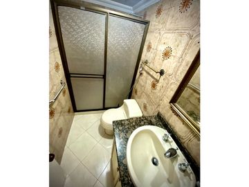 Casa/lote en Laureles.