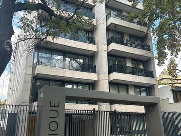 Departamento en  edificio UNIQUE