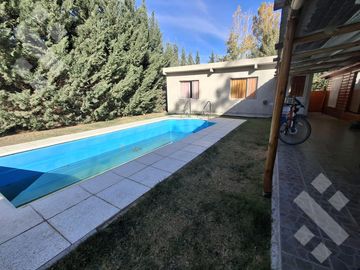En Venta, Casa 2 dorm Ecoaldea San Agustín Plottier