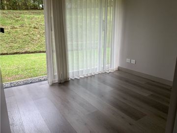 Venta de Casa en El Retiro en Parcelacion Sector Puro Cuero