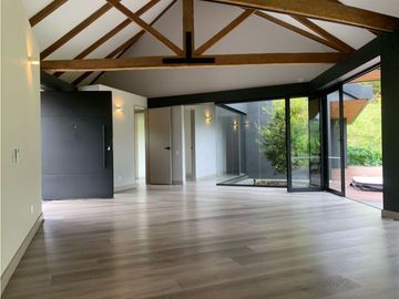 Venta de Casa en El Retiro en Parcelacion Sector Puro Cuero