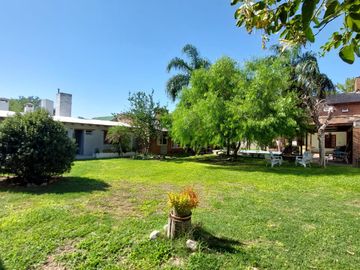 Venta propiedad en Funes, inversión oportunidad de negocio.
