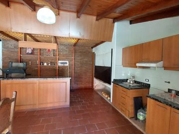 Venta propiedad en Funes, inversión oportunidad de negocio.