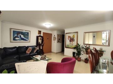 Apartamento En Venta En Laureles